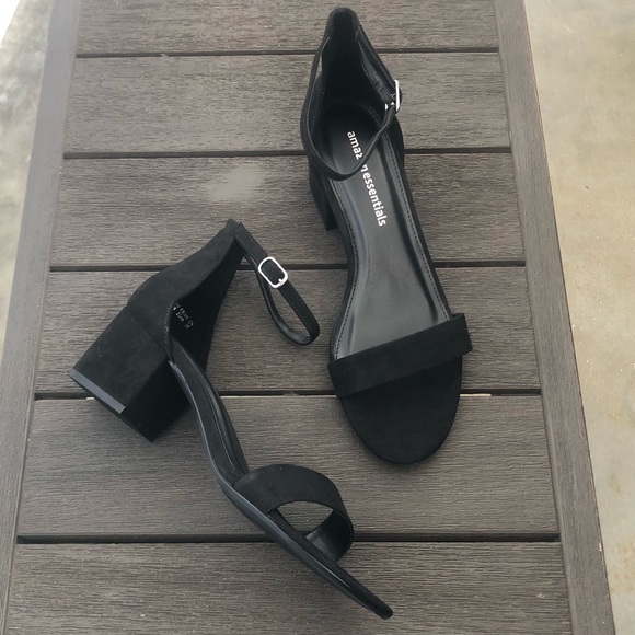 AMAZON ESSENTIAL Two Strap Thick Heel Sandals - Picture 2 of 8